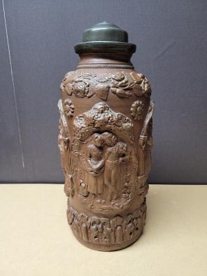 Large snuff bottle, 19th century