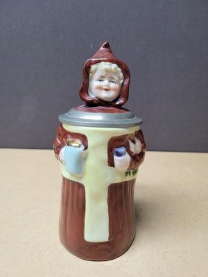 Munich Child character stein