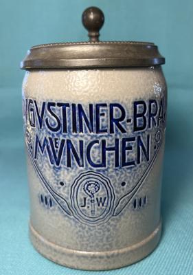 Augustiner-Bräu Brauerei München Steinkrug