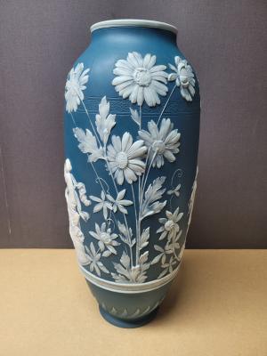 Vase, V&B #7018