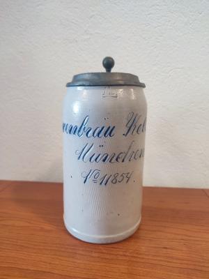 Lowenbrau Keller, Munchen