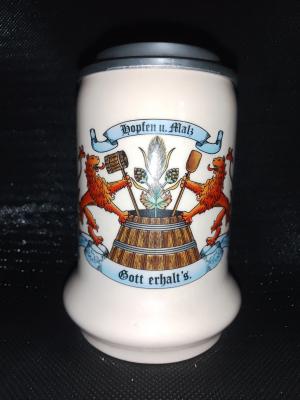 Modern: Domdesign Beerstein