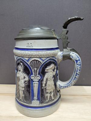 Stoneware beer stein, 1/2 liter capacity