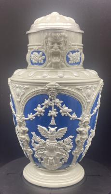 Villeroy & Boch #2076, “Coats-of-Arms and Symbols”