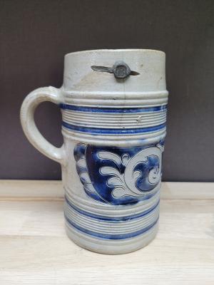 1821 calibrated stoneware stein