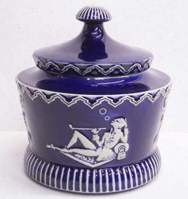 Tobacco jar
